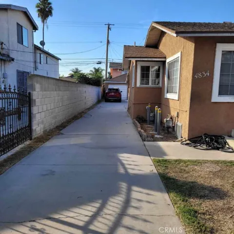 4834 E 59th Place, Maywood, California 90270