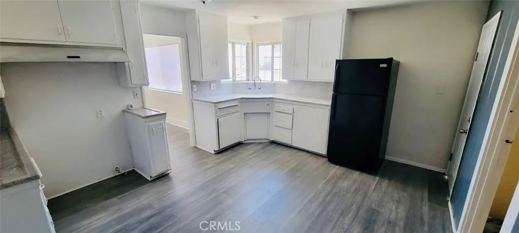 Upgraded kitchen in front unit
