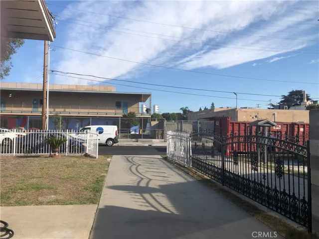 4834 E 59th Place, Maywood, California 90270