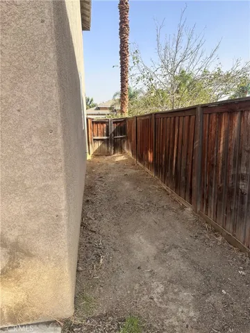1872 Browning Court, San Jacinto, California 92583