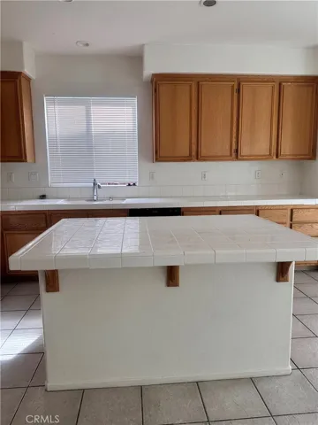 1872 Browning Court, San Jacinto, California 92583
