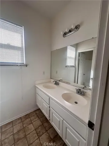 1872 Browning Court, San Jacinto, California 92583