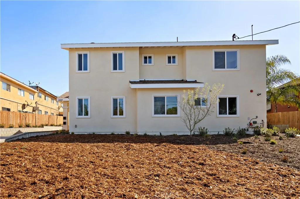 1282 N Summit Avenue, Pasadena, California 91103 home-pic-1