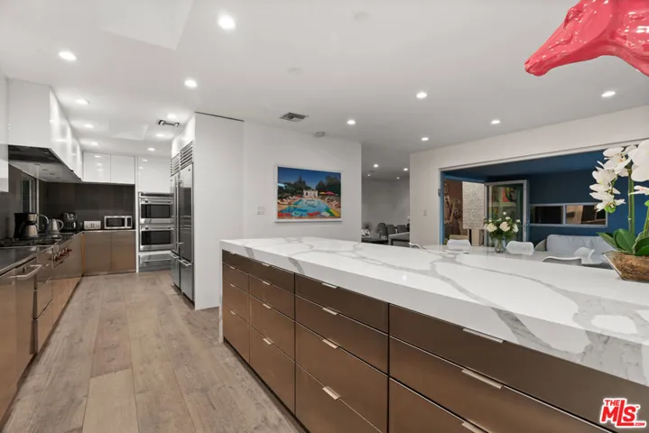 602 N Whittier Drive, Beverly Hills, California 90210