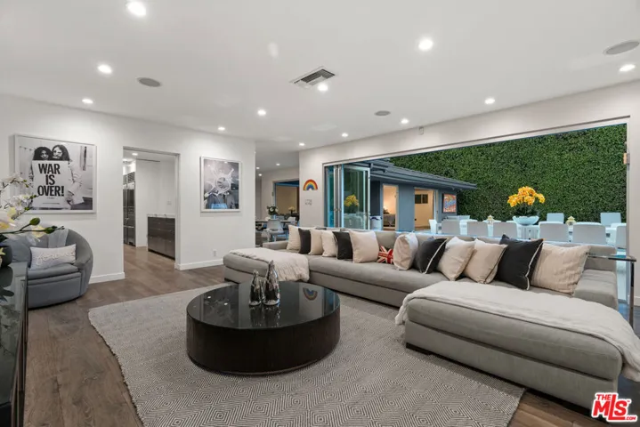 602 N Whittier Drive, Beverly Hills, California 90210