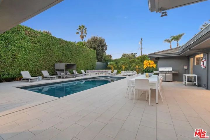 602 N Whittier Drive, Beverly Hills, California 90210