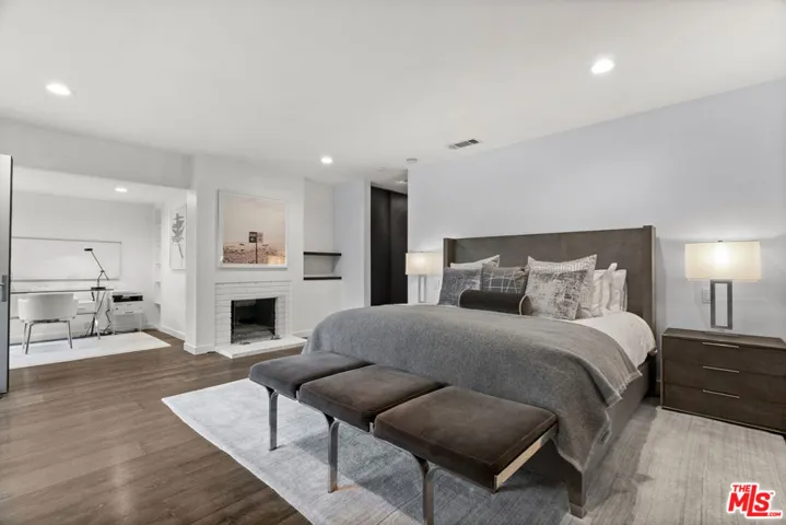 602 N Whittier Drive, Beverly Hills, California 90210
