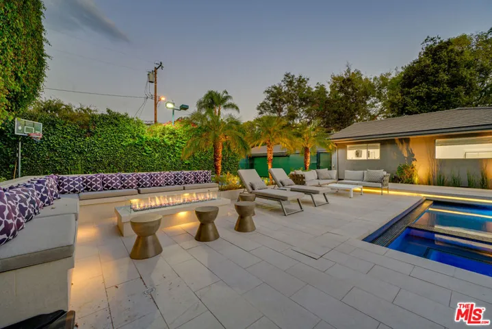 602 N Whittier Drive, Beverly Hills, California 90210
