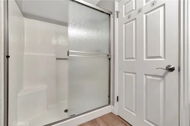 Bath 1 shower