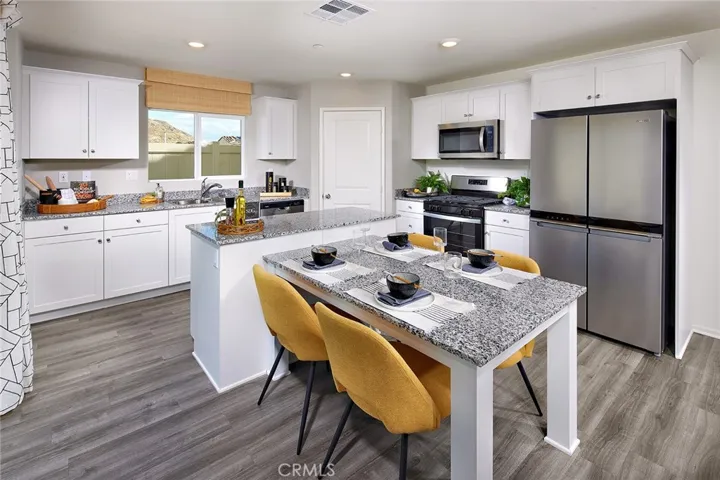 28803 Camaro Drive, Winchester, California 92596
