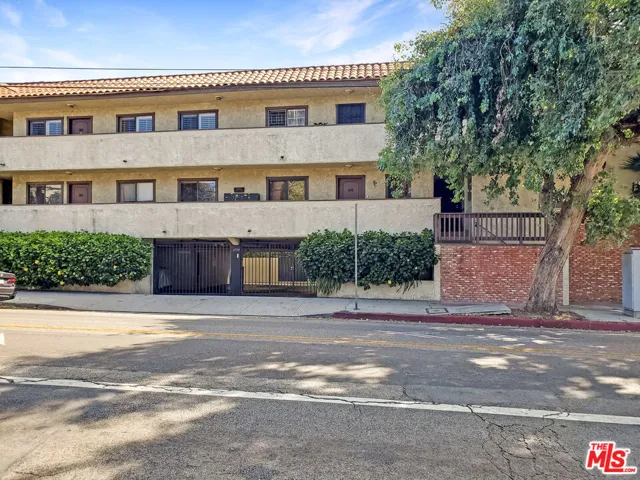 11574 Ohio Avenue 201, Los Angeles, California 90025