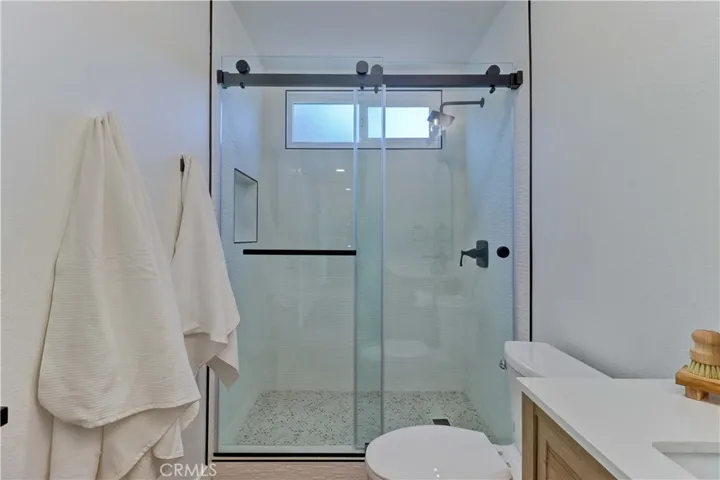 hallway bath 2