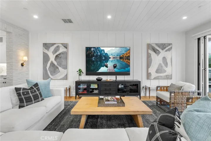 507 L Street, Newport Beach, California 92661