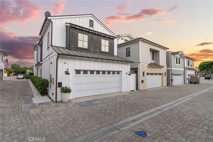 507 L Street, Newport Beach, California 92661