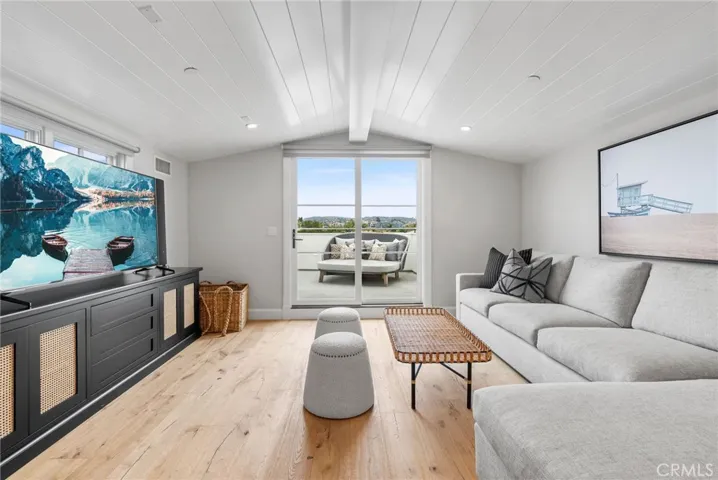 507 L Street, Newport Beach, California 92661