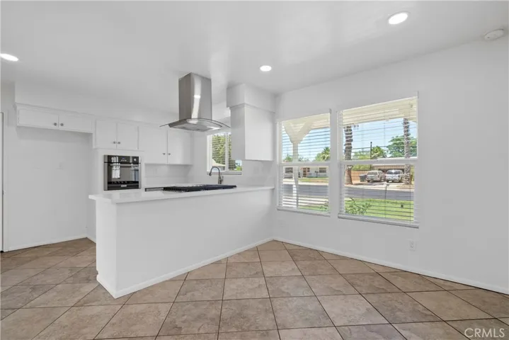 5030 Tophill Place, Riverside, California 92507