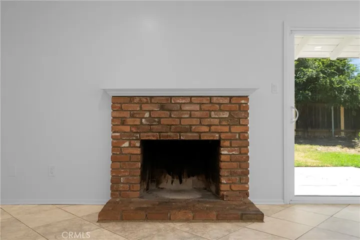 5030 Tophill Place, Riverside, California 92507