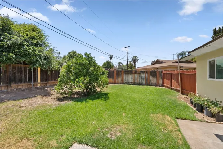 5030 Tophill Place, Riverside, California 92507