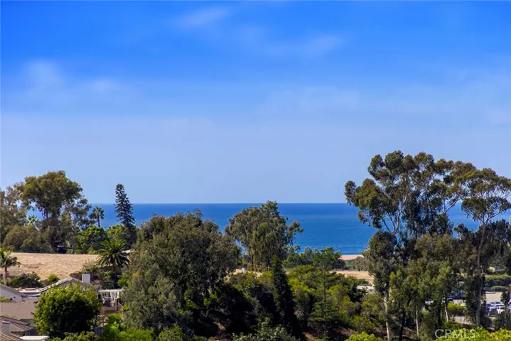 313 Calle Pueblo, San Clemente, California 92672