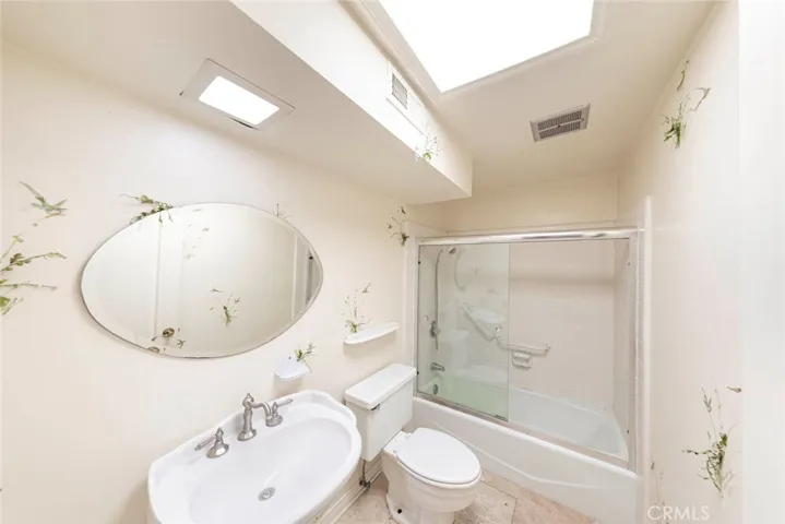 313 Calle Pueblo, San Clemente, California 92672