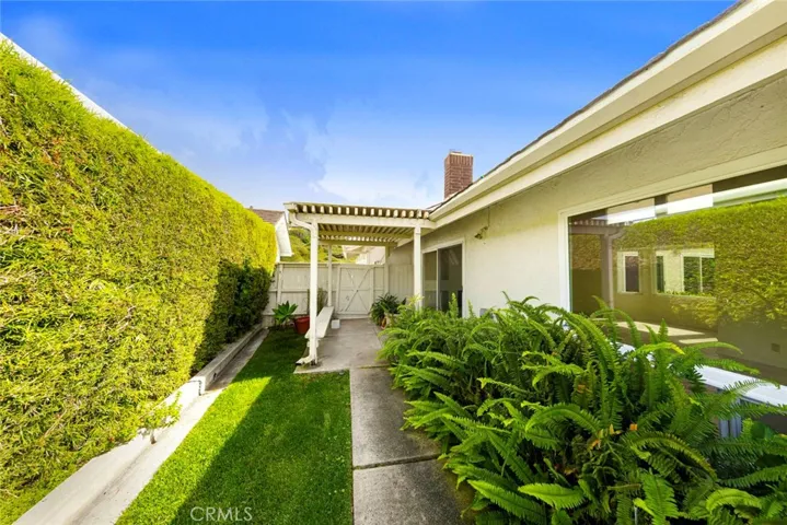 313 Calle Pueblo, San Clemente, California 92672