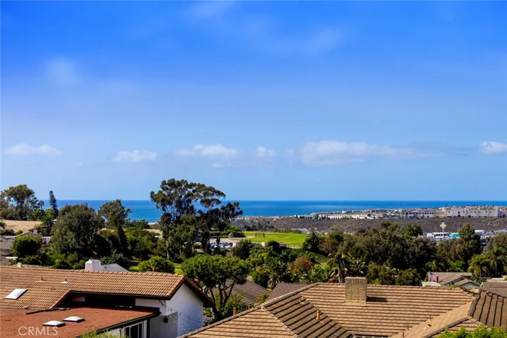 313 Calle Pueblo, San Clemente, California 92672