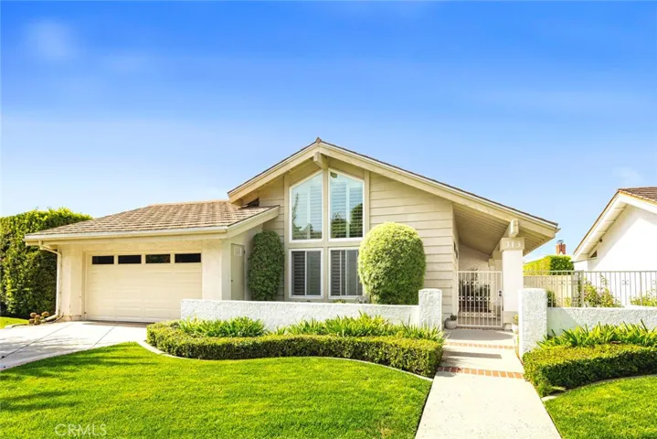 313 Calle Pueblo, San Clemente, California 92672