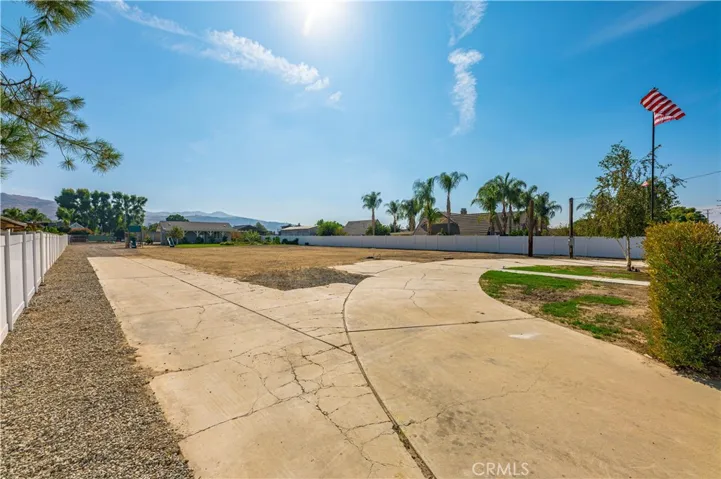 43135 Johnston Avenue, Hemet, California 92544