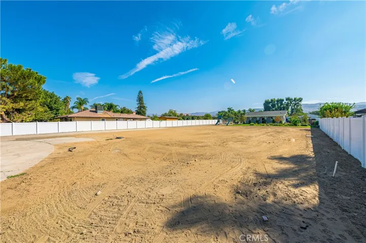 43135 Johnston Avenue, Hemet, California 92544