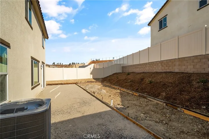 4812 Sicily Drive, Lake Elsinore, California 92530