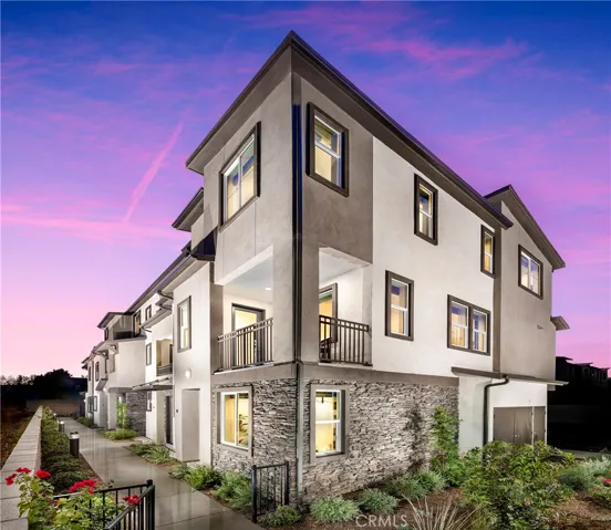 11743 Florence Avenue 31, Santa Fe Springs, California 90670