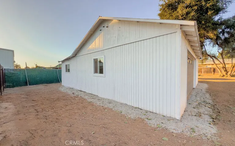 956 Avenue B, Calimesa, California 92320