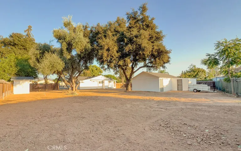 956 Avenue B, Calimesa, California 92320