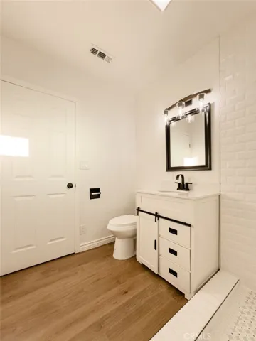 956 Avenue B, Calimesa, California 92320