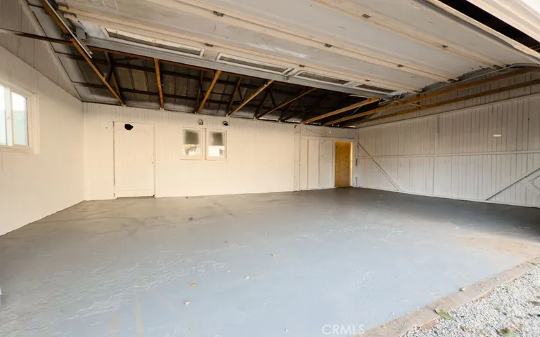 956 Avenue B, Calimesa, California 92320