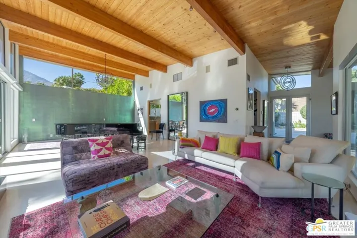 1701 Royal Palm Court, Palm Springs, California 92262