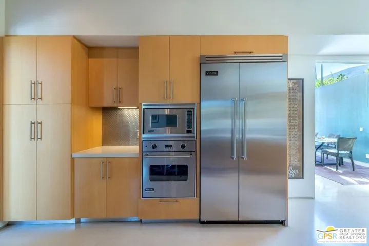1701 Royal Palm Court, Palm Springs, California 92262