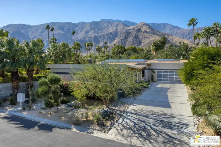 1701 Royal Palm Court, Palm Springs, California 92262