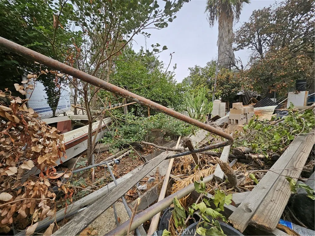 566 E Santa Fe Street, San Bernardino, California 92408 home-pic-3
