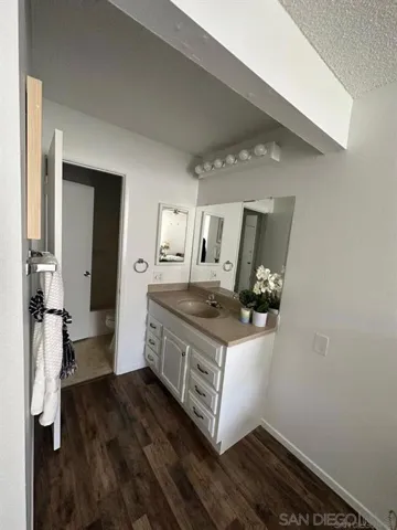 6930 Hyde Park Dr 101, San Diego, California 92119