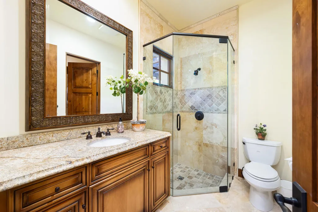 12 Strauss Terrace, Rancho Mirage, California 92270 home-pic-36