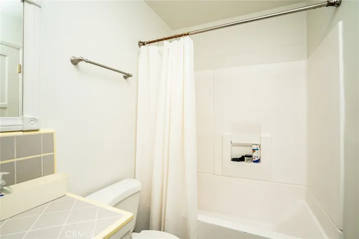 Unit 3-Another view of bath