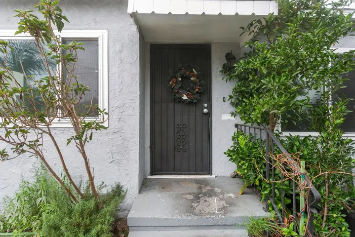 10605 S Burl Avenue, Inglewood, California 90304