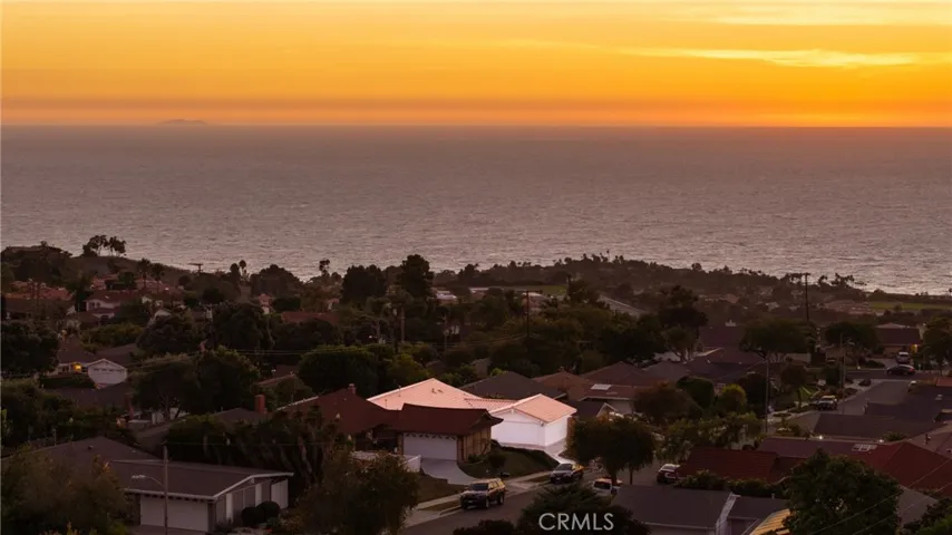 6934 Lofty Grove, Rancho Palos Verdes, California 90275