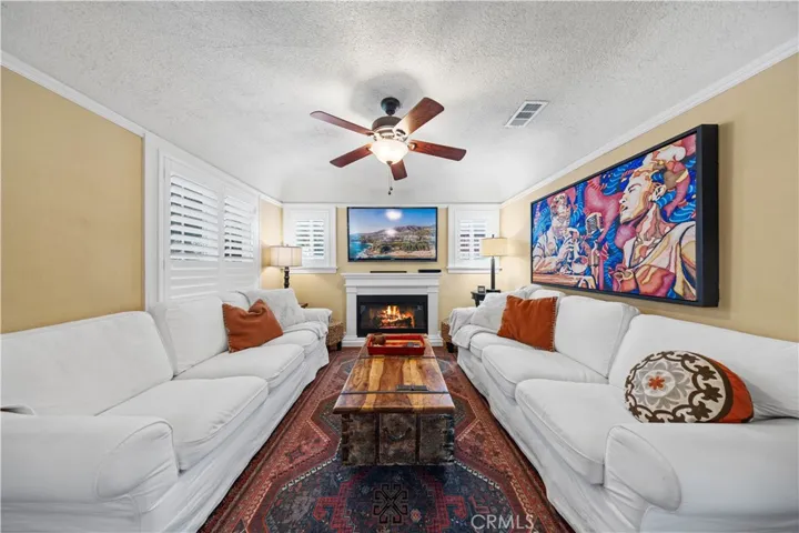 6250 Western Avenue, Whittier, California 90601