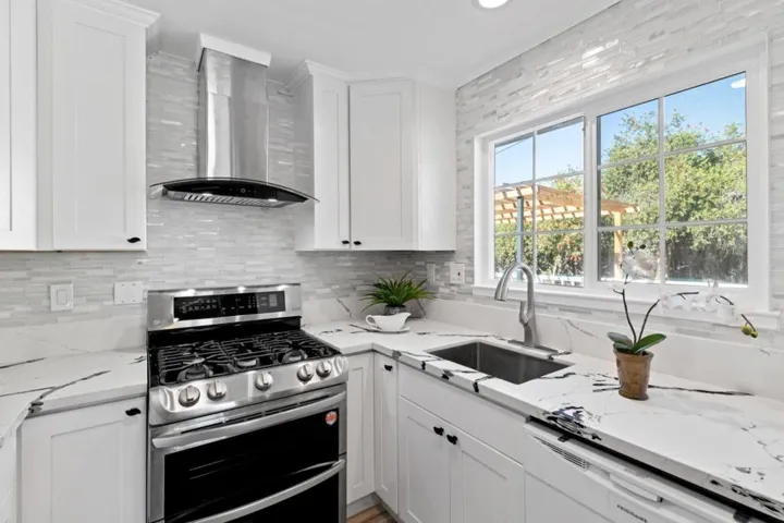 2575 S. Winchester Boulevard, Campbell, California 95008