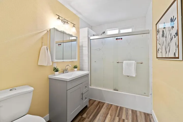 2575 S. Winchester Boulevard, Campbell, California 95008