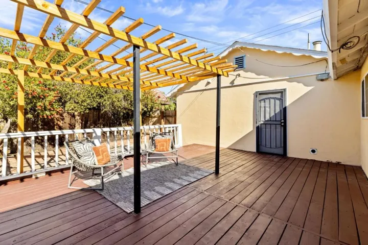 2575 S. Winchester Boulevard, Campbell, California 95008