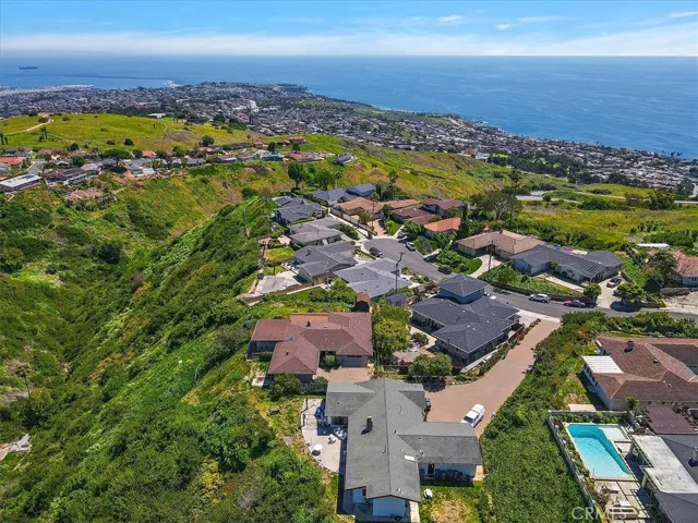 2727 San Ramon Drive, Rancho Palos Verdes, California 90275