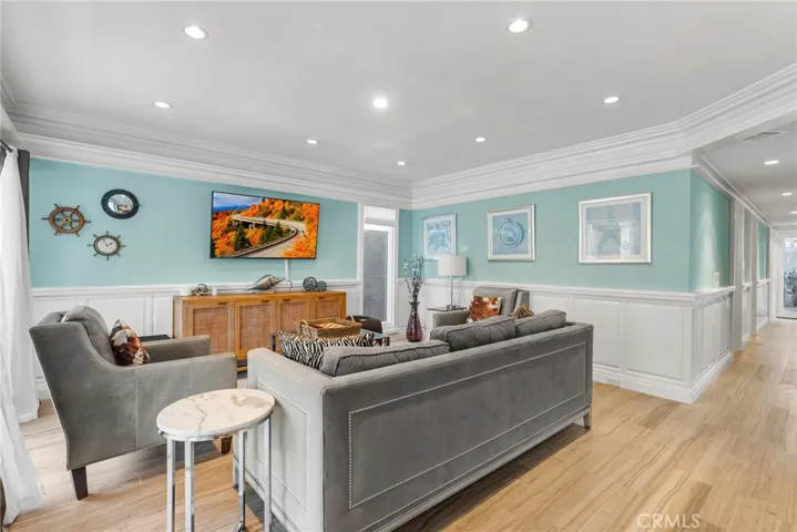 1317 W Bay Avenue, Newport Beach, California 92661